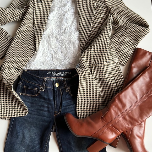 Bundle 2 embroidered lace, floral-lace detailing, sleeveless tops white - Picture 3 of 16